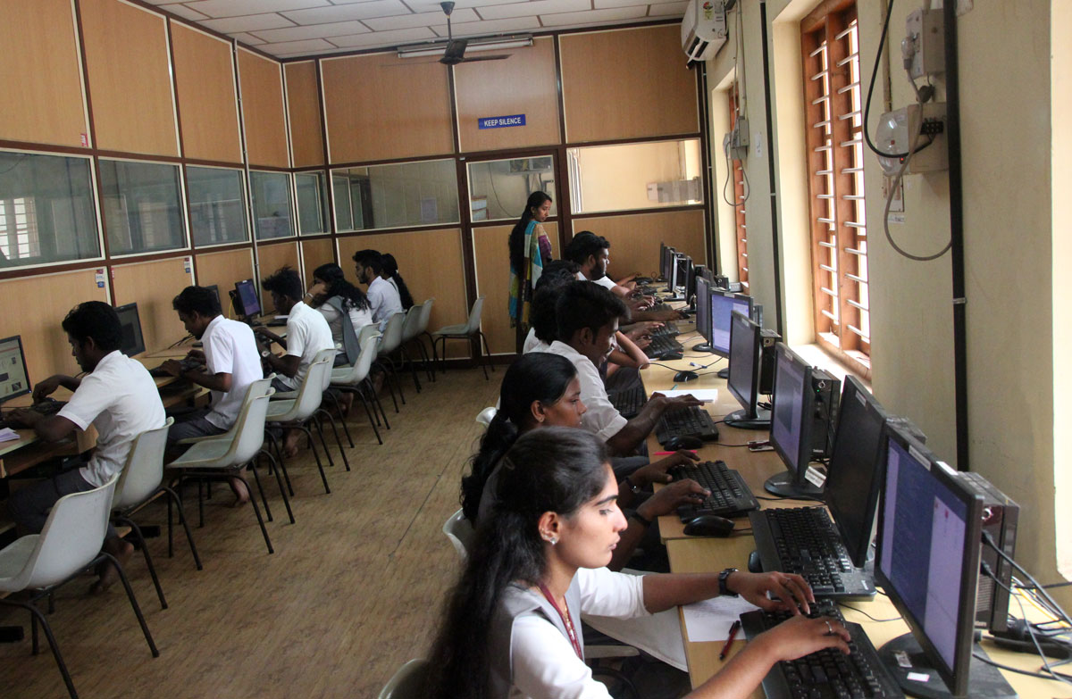 Students using Computer Lab